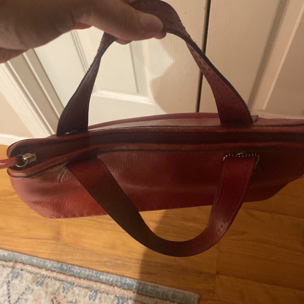 COPY - Medium Fossil Red Shoulder Bag with Smooth Leather Finish - Picture 4 of 11